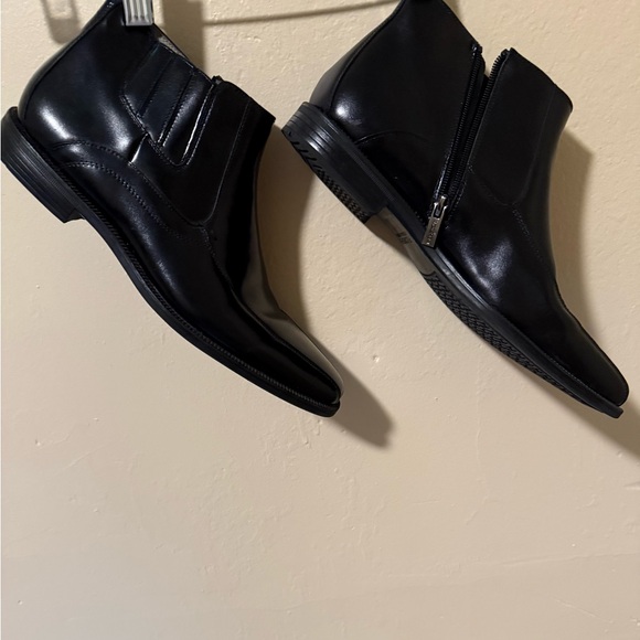 Florsheim Men's Black Leather Ankle Boots - Picture 1 of 10